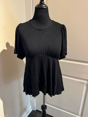 torrid Black Short Sleeve Peplum Tunic